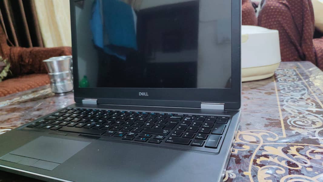 DELL Precision 7540 3