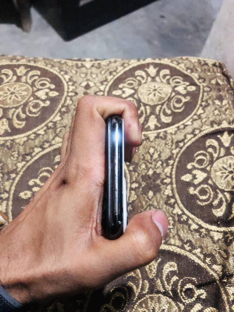 iPhone X 3