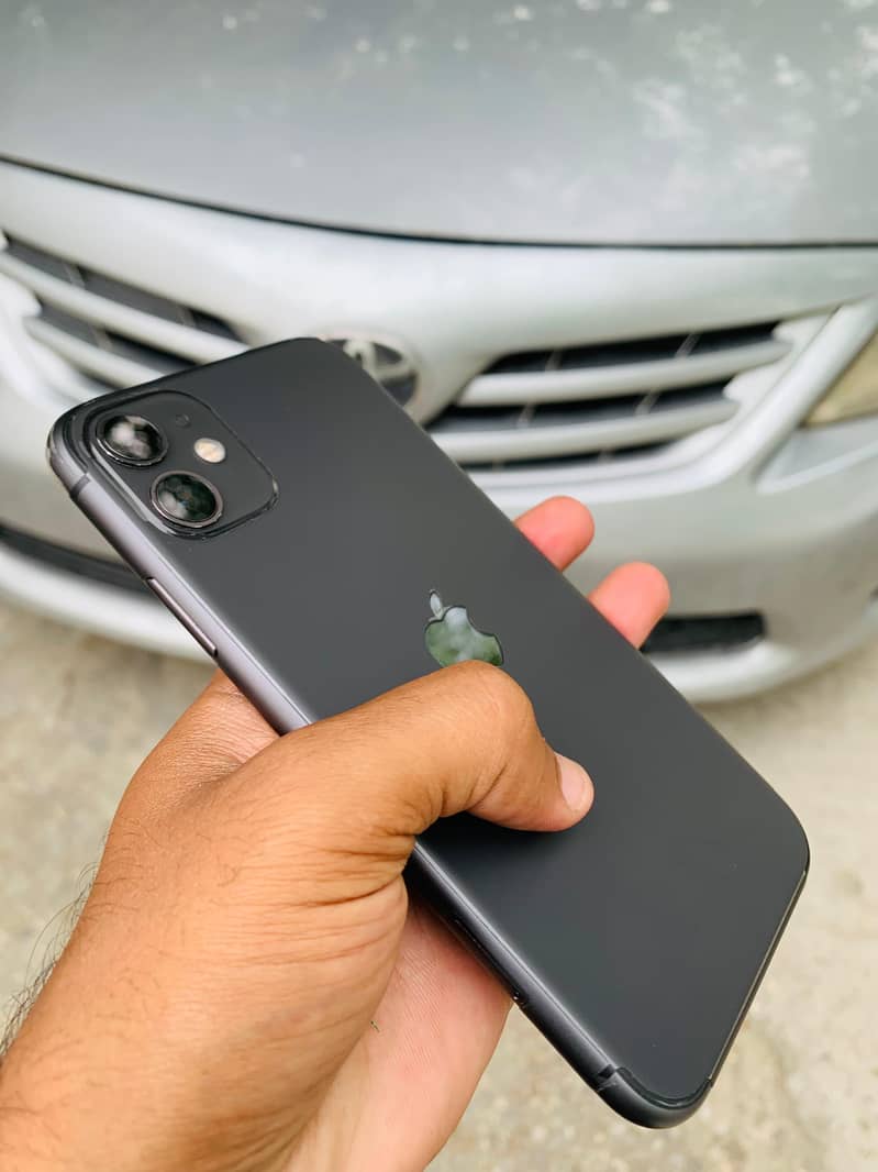 Apple iPhone 11 7
