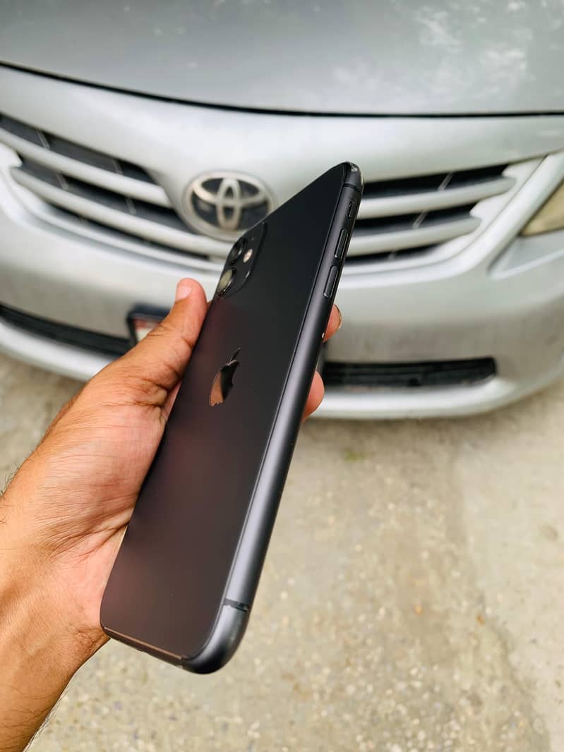 Apple iPhone 11 8