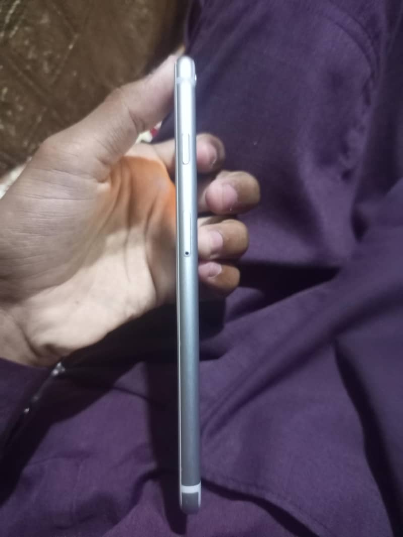 Apple iPhone 6S Plus 3