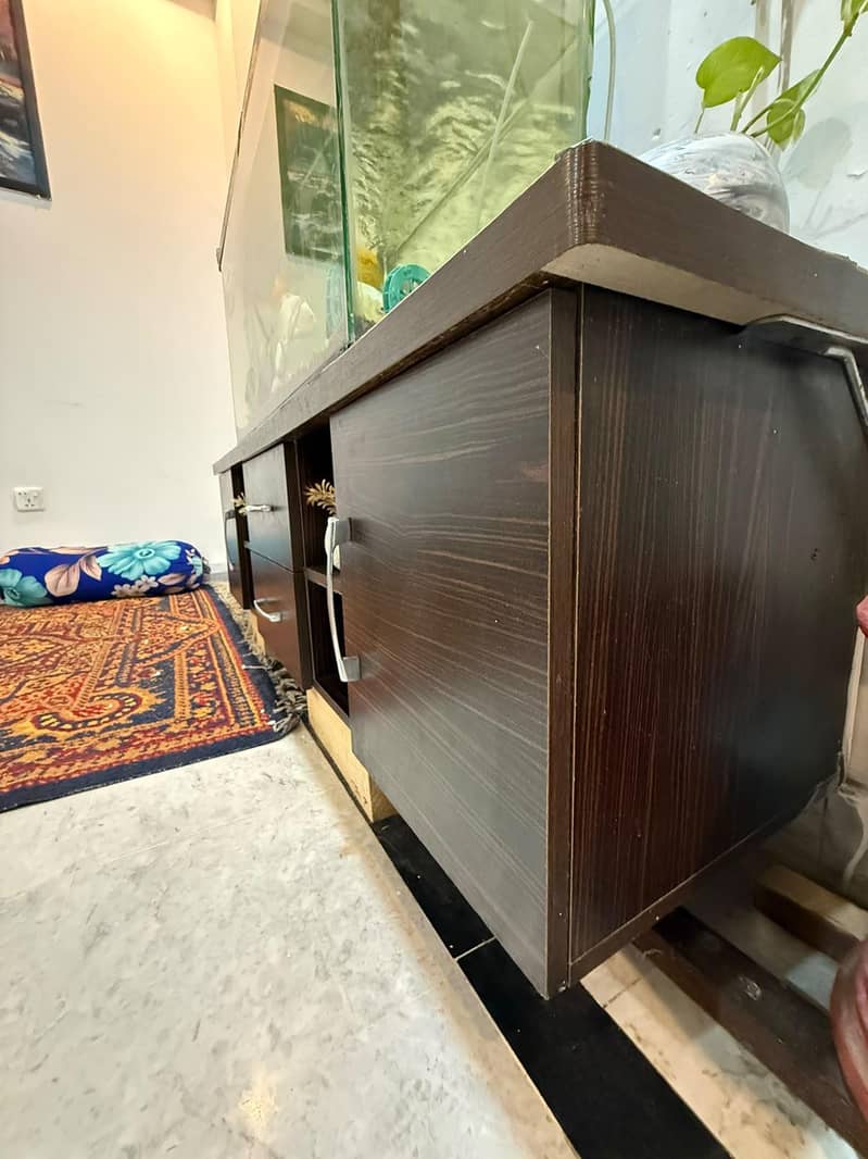 TV console 1
