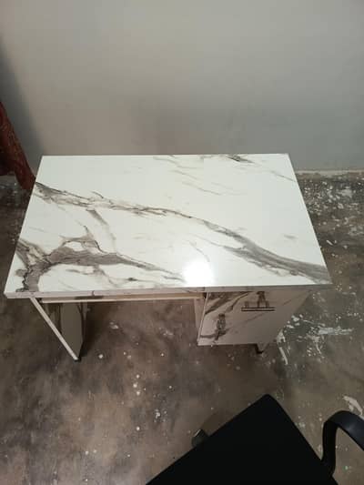 Office table for sale