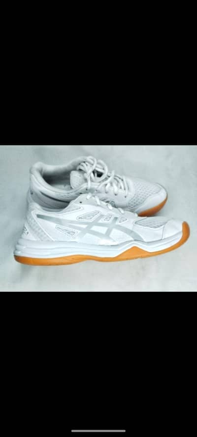 Asics Upcourt 5
