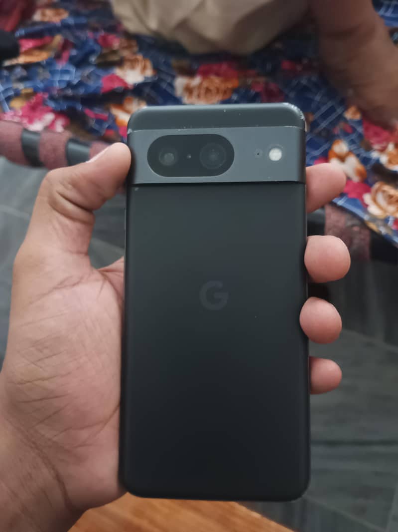 Google Pixel 8 3