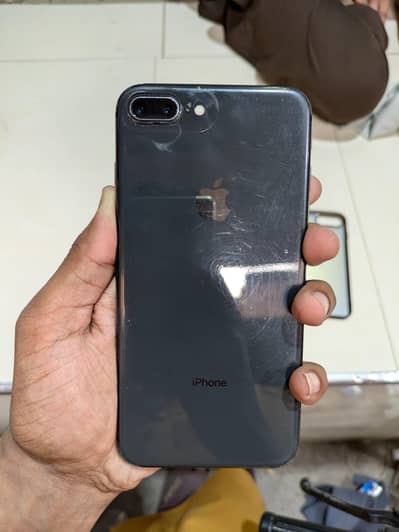 Apple iPhone 8 Plus