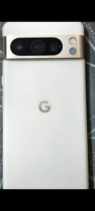 Google Pixel 8 Pro
