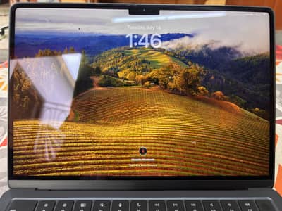 MacBook Air M2 (8GB RAM / 256GB SSD) – Like New | 9.5/10 Condition