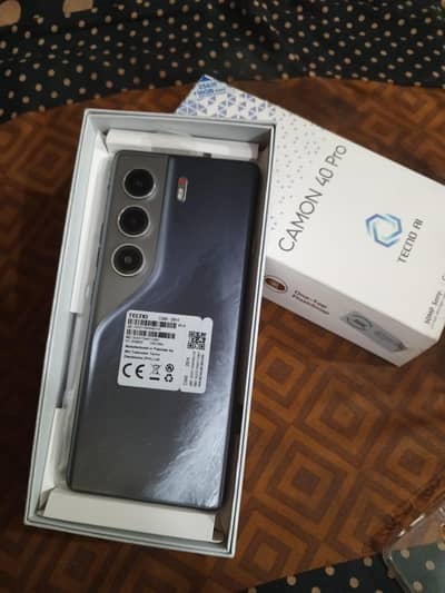 Tecno CAMON 40 Pro