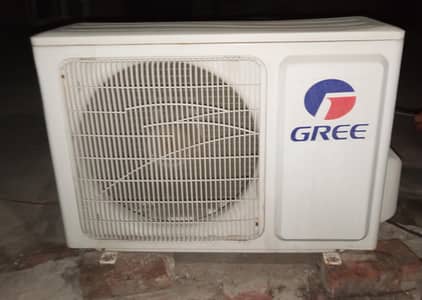 Gree AC 1.5 ton for argent sale
