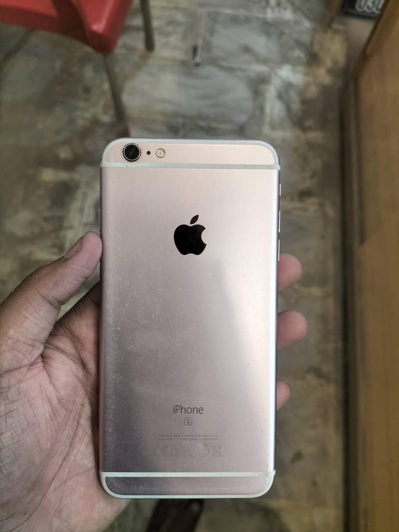 Apple iPhone 6S Plus 1