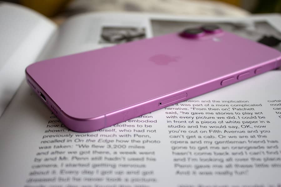 Apple iPhone 16 Plus 3