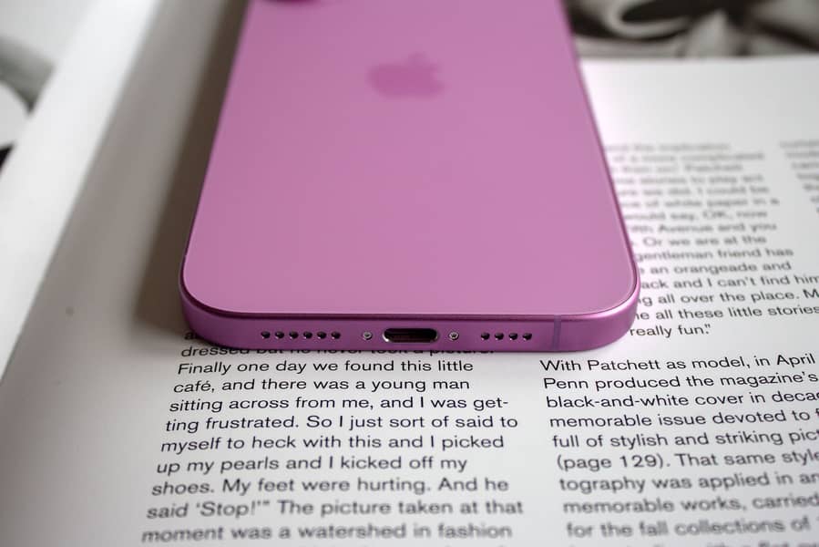 Apple iPhone 16 Plus 4