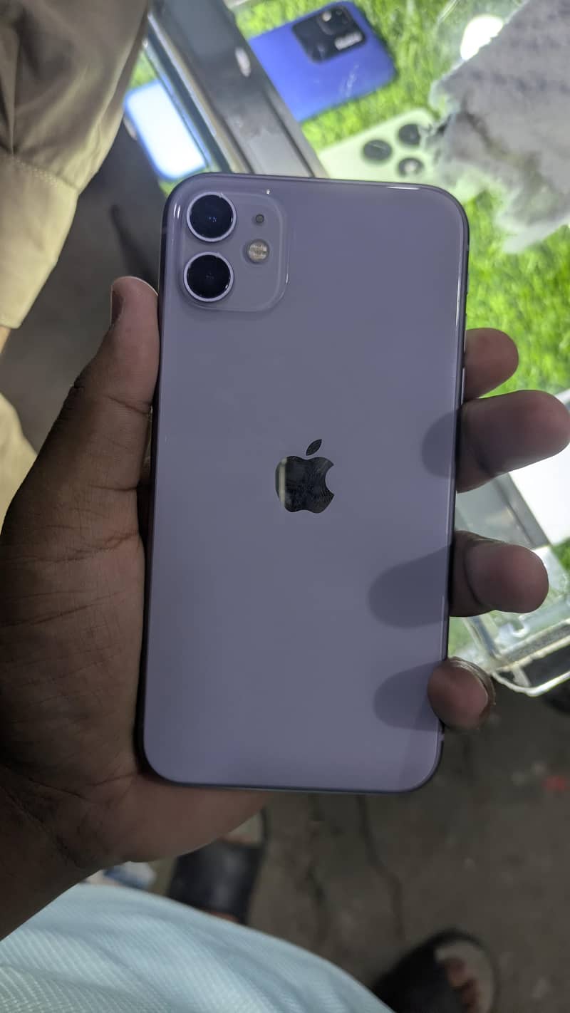 Apple iPhone 11 0