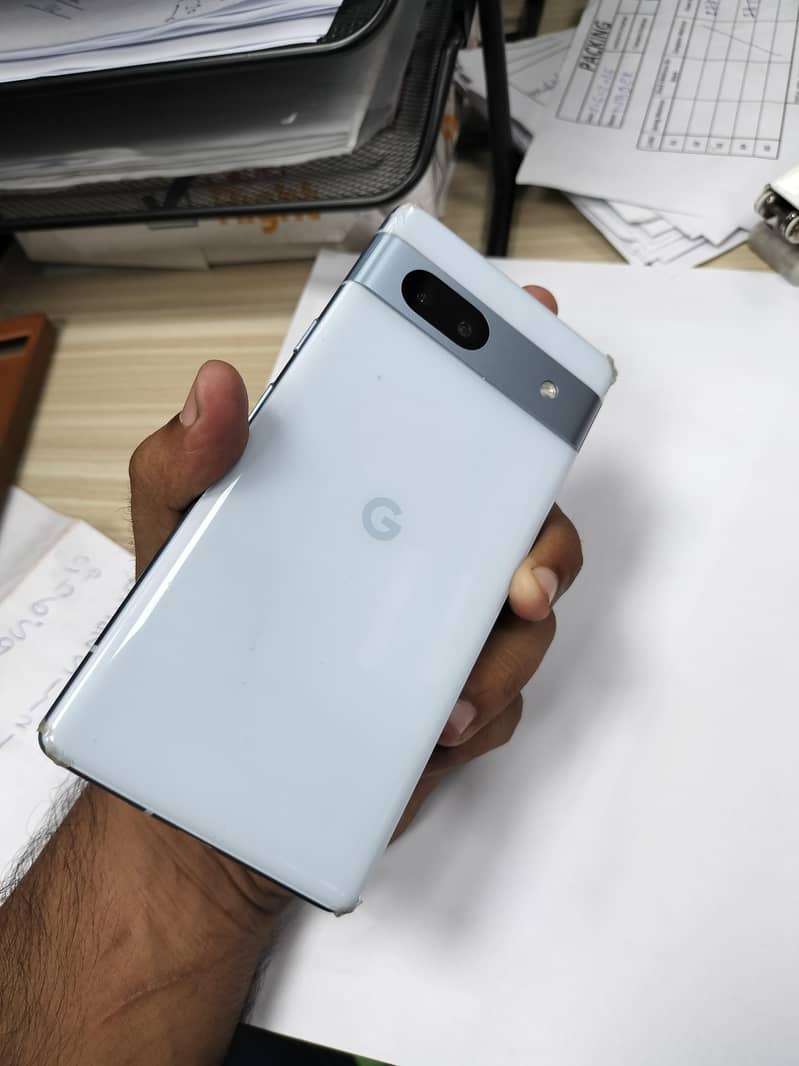 Google Pixel 7a 3