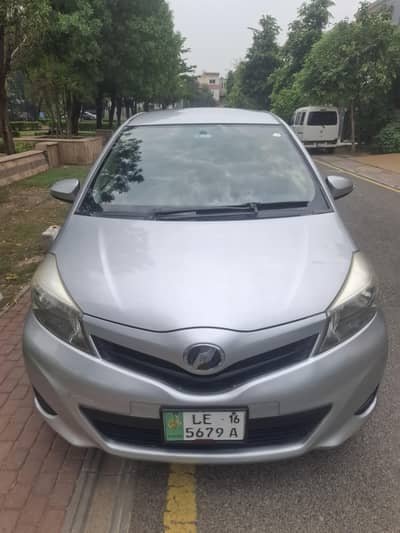 Toyata Vitz 2013/2016 Car for Sale