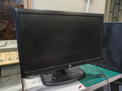HP 22 inch monitor perfect condition
