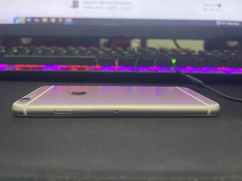 Apple iPhone 6S 3