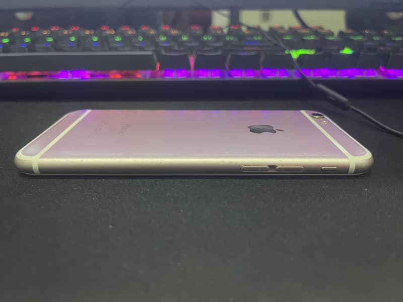 Apple iPhone 6S 5
