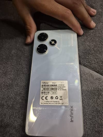 Infinix Note 30