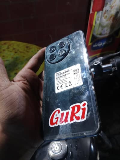 tecno spark 30 pro All ok charger Is exchange with genuine vivo