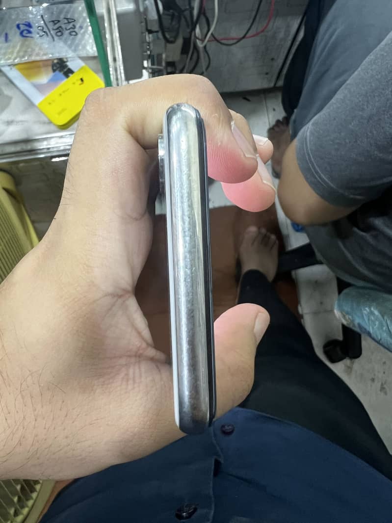 Apple iPhone X 2