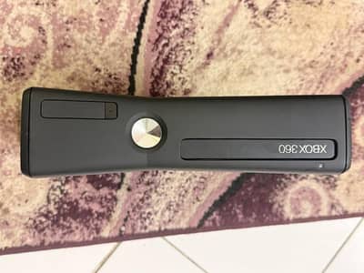 xbox 360 with 1TB hard and nintendo wii with all accessories
