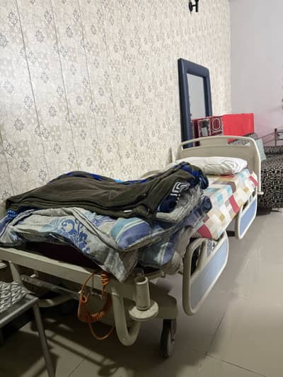 HOSPITAL BED FOR SALE