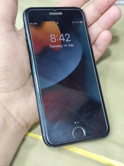 Apple iPhone 7