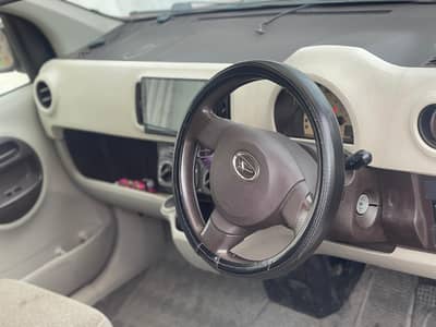 Daihatsu Boon 2012