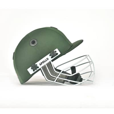 Affordable cricket helmet  in excellent shape