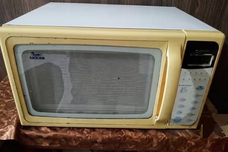 Microwave Oven