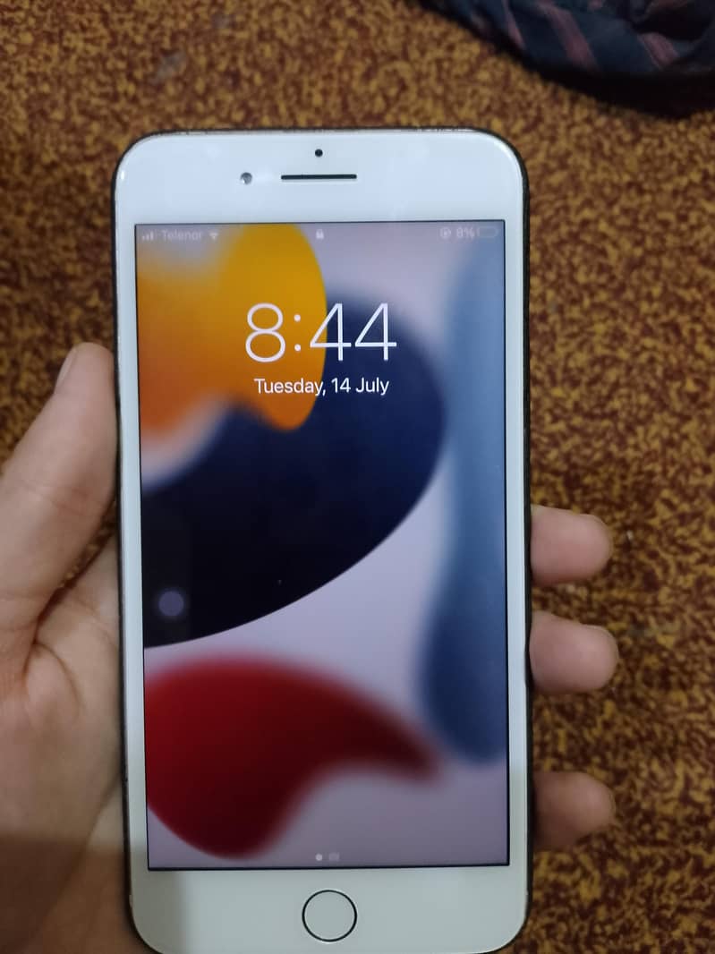 Apple iPhone 7 Plus 0