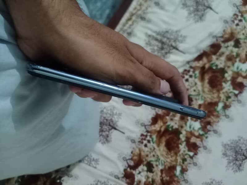 Vivo V21e 2