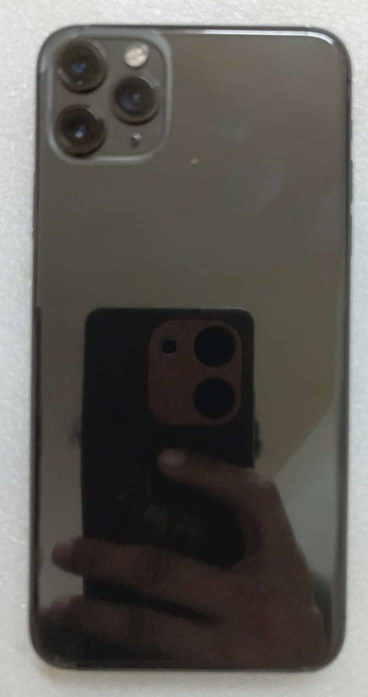 iPhone 11 Pro Max 3