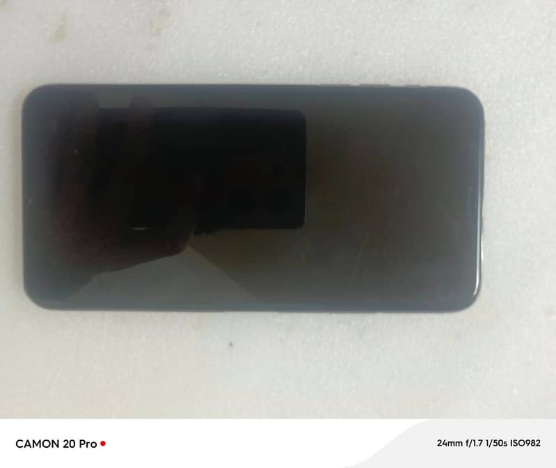 iPhone 11 Pro Max 4