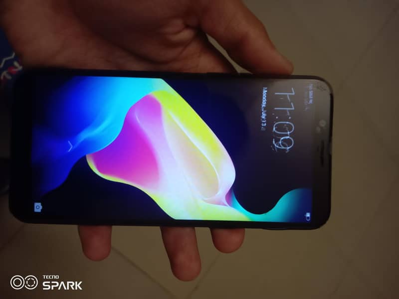 OPPO A83 0