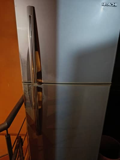 Hitachi No-frost 14 cubic refrigerator