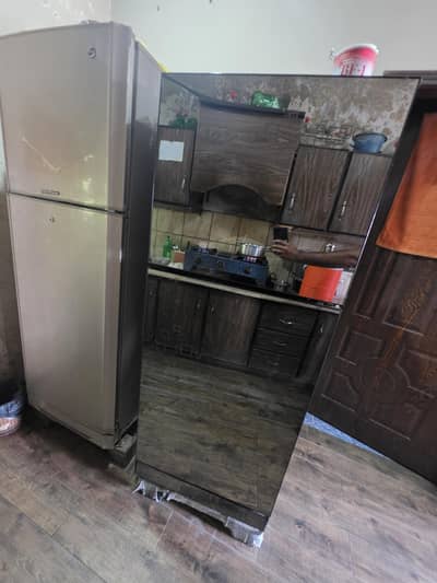 Pel Refrigerators Glass Door Medium size