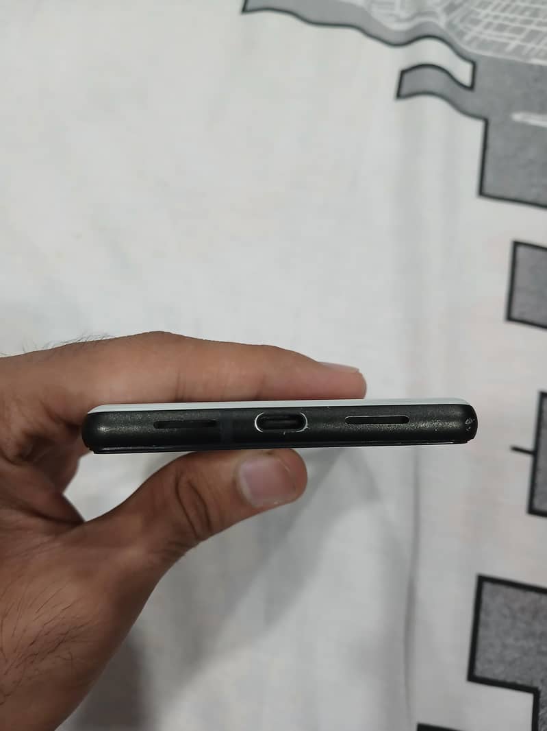 Google Pixel 6 5