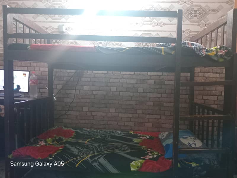 bunk bed 0