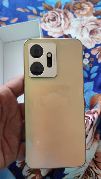 Infinix Zero 20 for sell 8/256 box charger condition 10/9.5