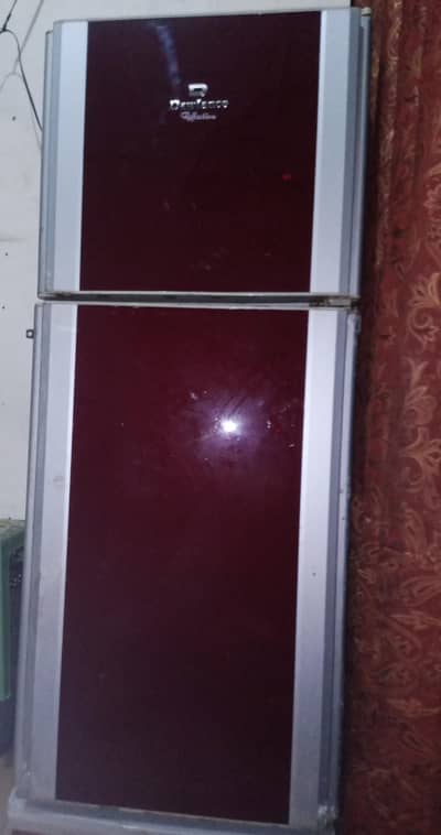 Dawlance refrigerator excellente condition
