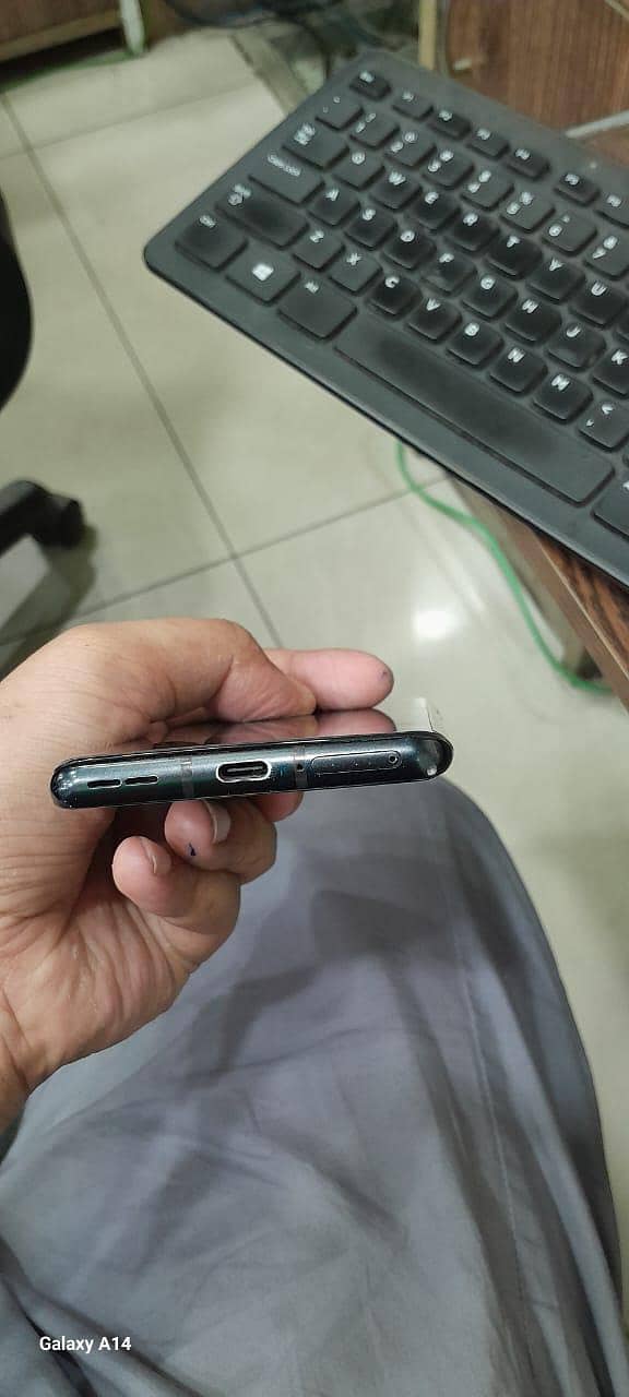One Plus 8 5