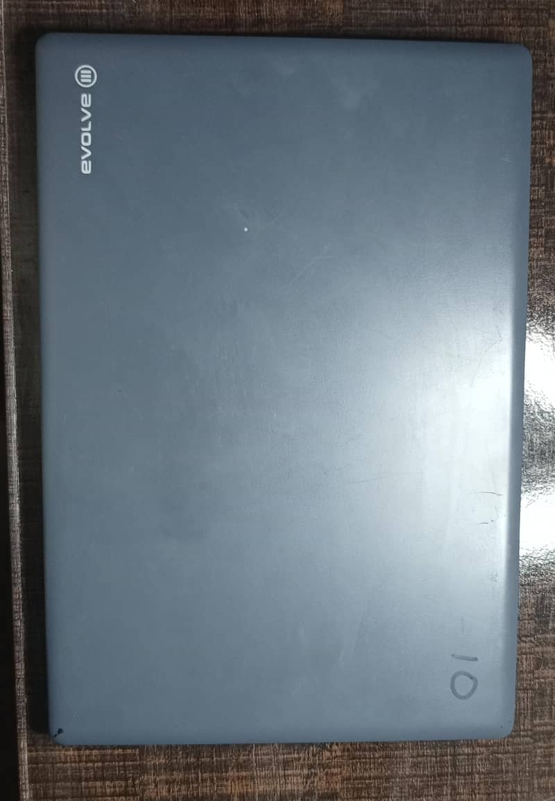 evolve 3 laptop 2