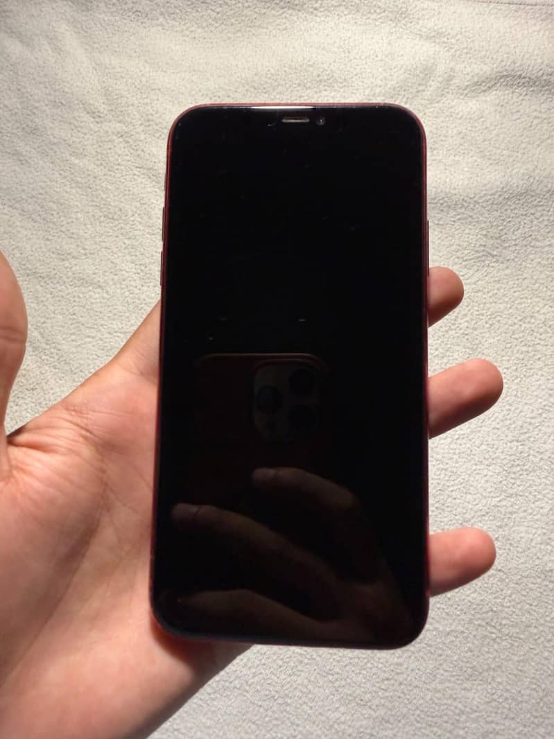 Apple iPhone 11 3