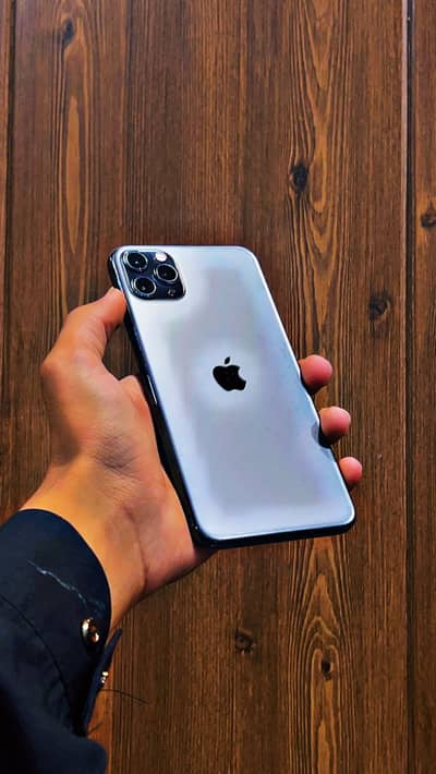 IPHONE 11 PRO MAX 256 GB BATTERY HEALTH 71