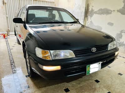 Toyota Corolla XE 2000