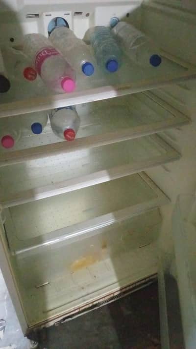 dawlance refrigerator