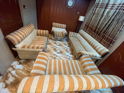Sofa set 10/10 condition 03004277429